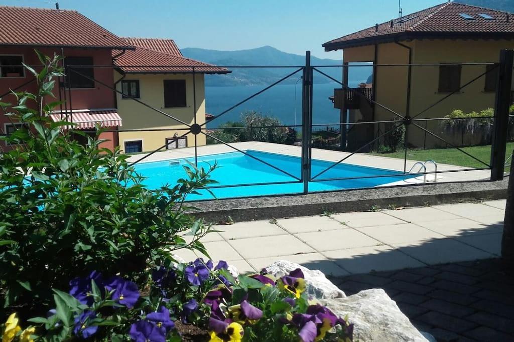 Luxurious Attic-Swimming Pool Vila Riva di Solto Exterior foto